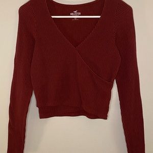 cropped long sleeve Hollister shirt
